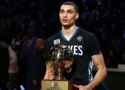 熊猫体育互动-羽坛鏖战史诗，日本队力克印尼队，黄鸭组合刷新纪录谱写新篇