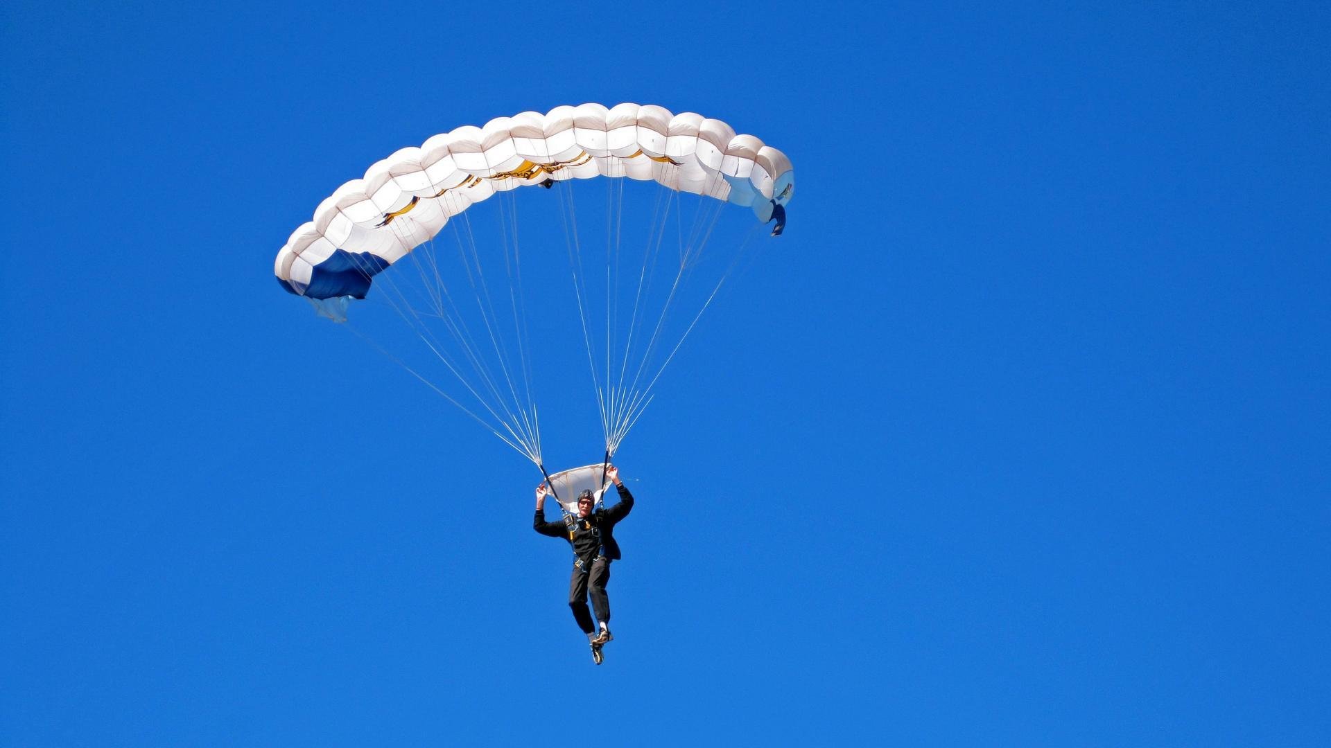 羽坛烽火，韩国队鏖战印度队，桃田贤斗点燃赛场之夜