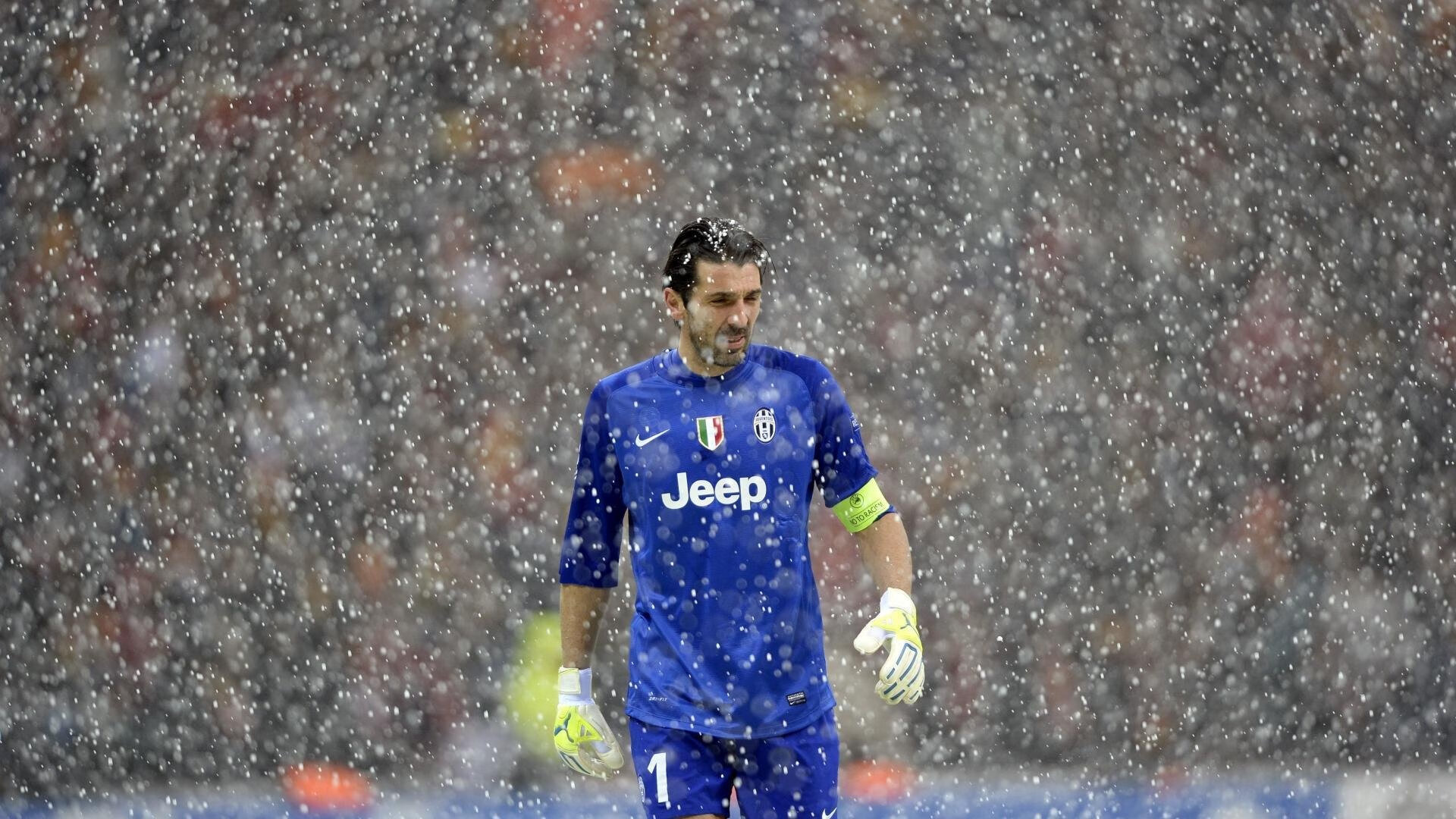 冰封时刻，伦纳德年度焦点之夜的致命连击